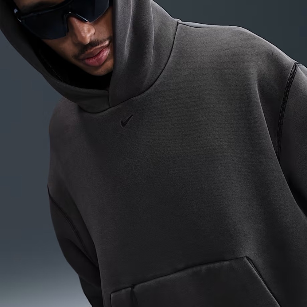Nike Tech Men's Charcoal Fleece Hoodie - Picture 2 of 5